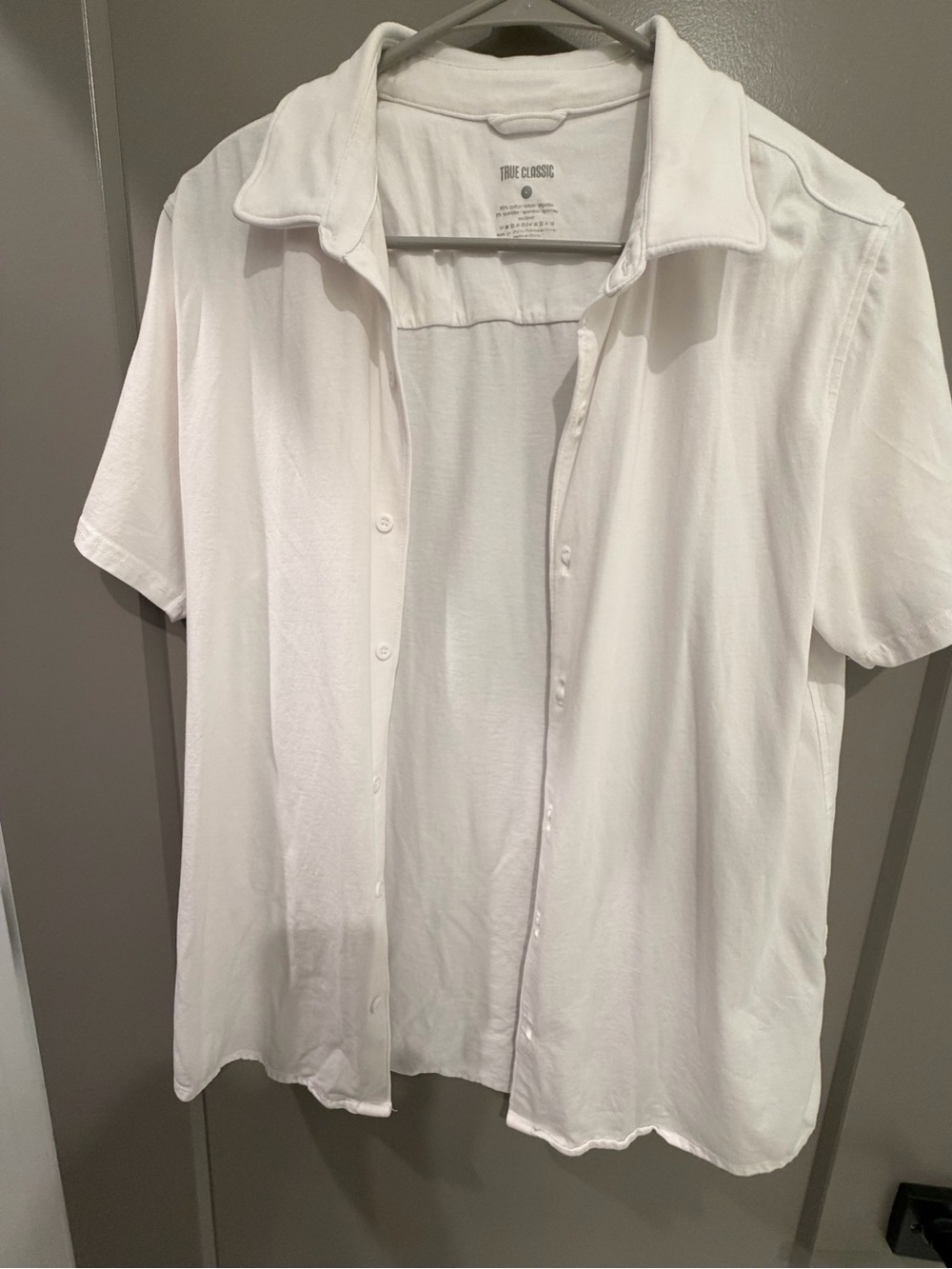 True Classics Men's White Short-Sleeve Button-Down Shirt